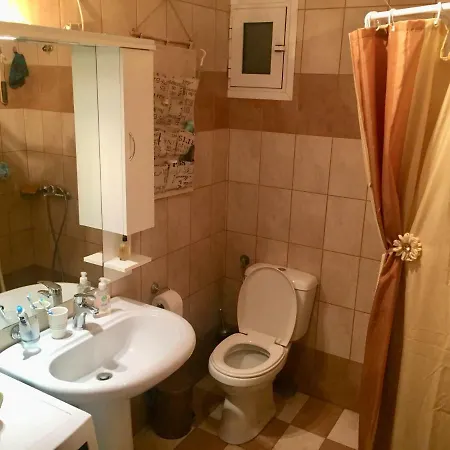 Family & Pet Friendly House * Tríkala