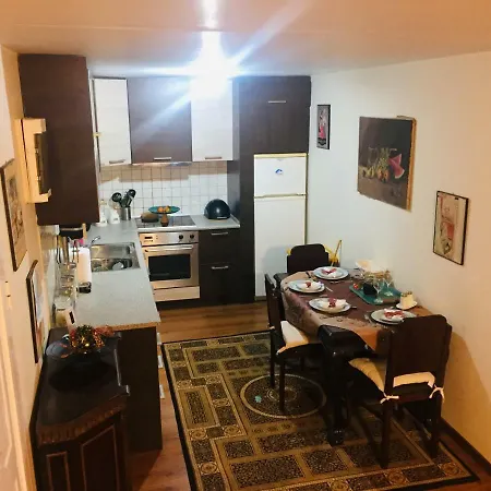 Family & Pet Friendly House * Tríkala